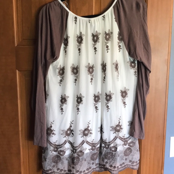 Tunic - Picture 2 of 2